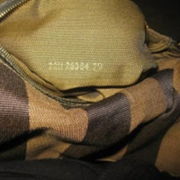 ❤️Authentic FENDI Pequin Flap Canvas Leather Shoulder CrossBody Bag Purse - Picture 7 of 14